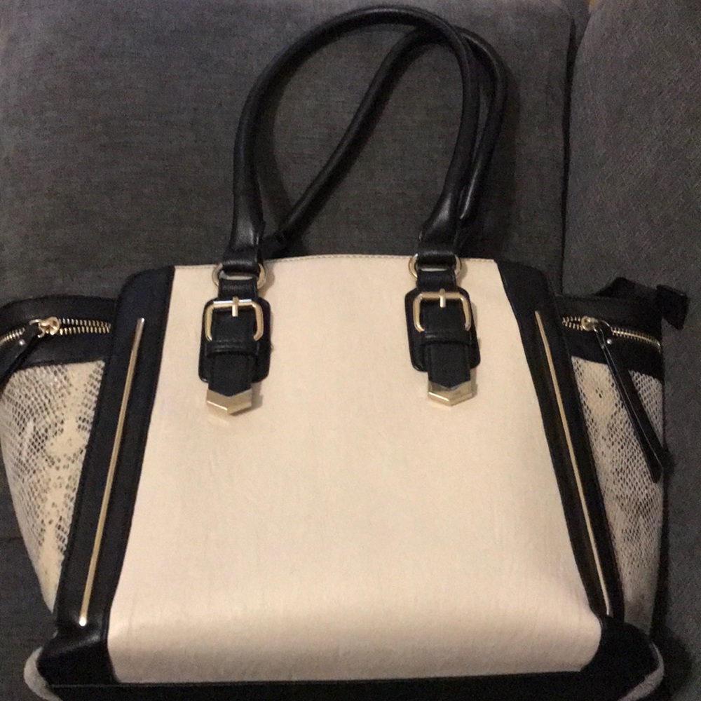 Aldo purse, lightly used